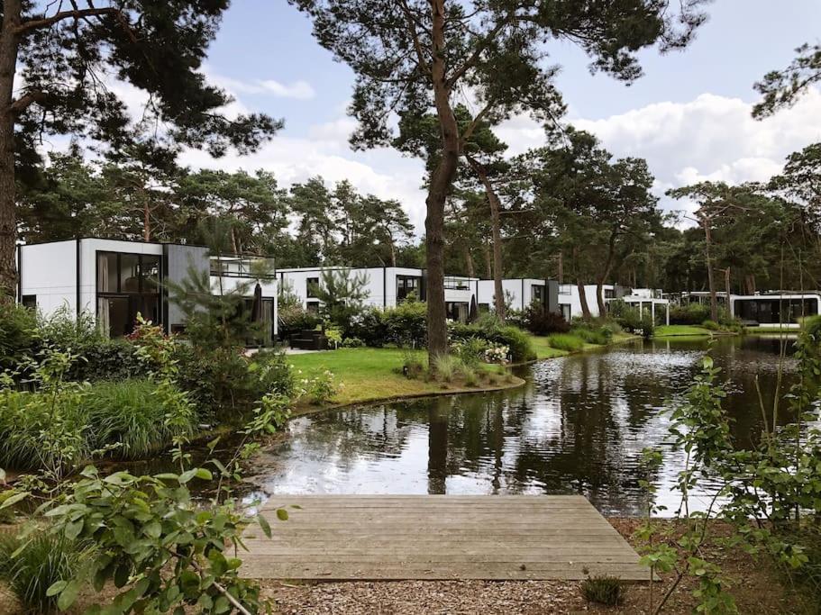 Delightful Luxury 2-Bedroom Holiday Home In Nature Otterlo Exterior photo